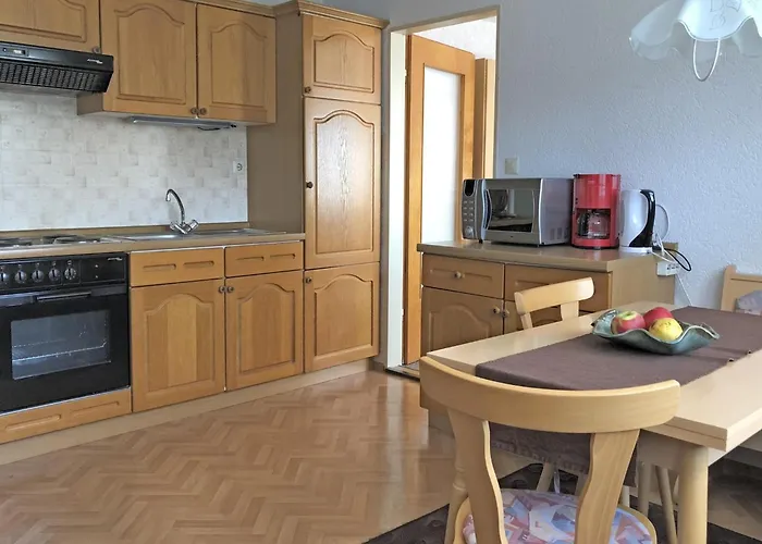 Apartment Near The Forest